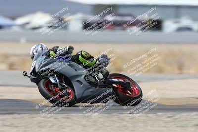 media/Apr-18-2025-CVMA Friday Practice (Fri) [[88baa45499]]/Racer 3/Session 5 (Turn 14 Tip In)/